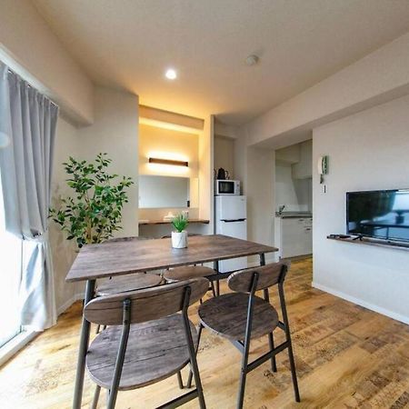 Ferienwohnung Early Arc Ōsaka Exterior foto