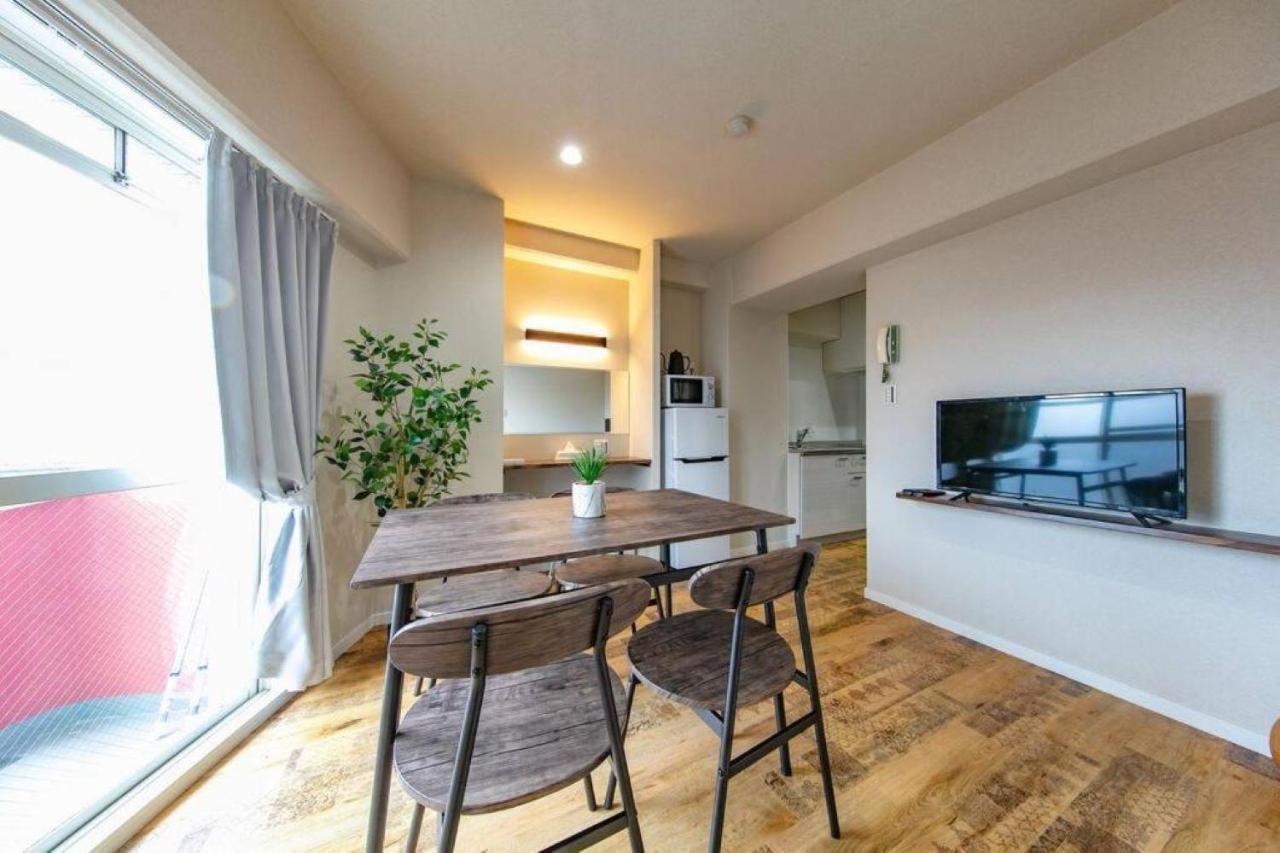 Ferienwohnung Early Arc Ōsaka Exterior foto